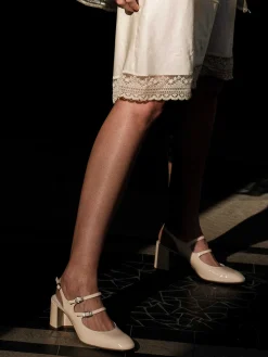 Carel Slingbacks><noscript><img width=