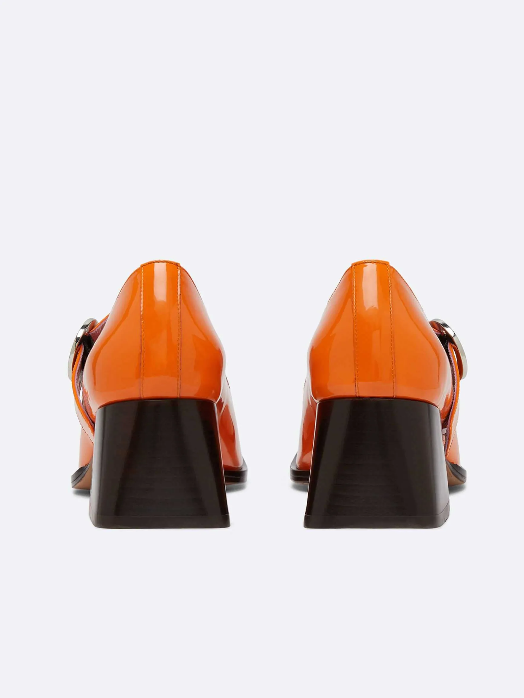 Carel Pompen>Oranje Lakleren Mary Janes Pumps