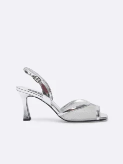 Carel Sandalen En Muilezels>Zilveren Gelamineerde Leren En Mesh Sandalen