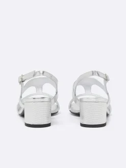 Carel Sandalen En Muilezels>Zilveren Mesh Leren Sandalen Met Relief